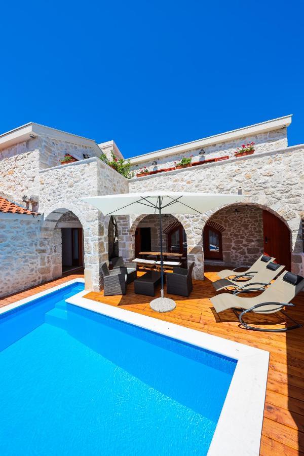 Holiday Home Mare Petrčane Exterior foto